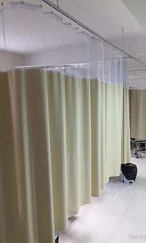 Biombo com cortina hospitalar