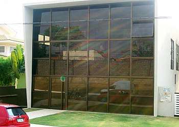 Muro de vidro e alumínio Muro de vidro e alumínio