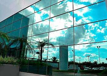 Muro de vidro espelhado Muro de vidro espelhado