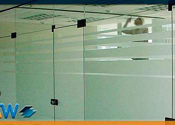 Divisória vidro escritório
