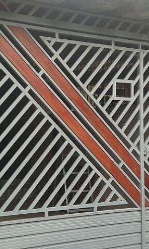 Portão de madeira preço Portão de madeira preço